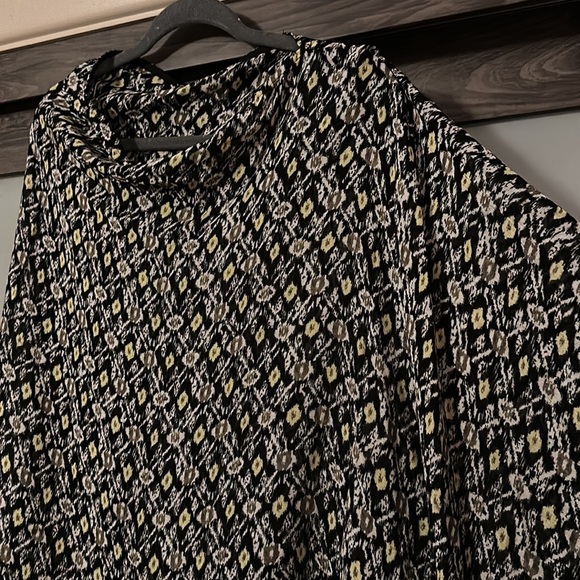 NWOT 100% cotton ikat summer shawl, One size - Picture 3 of 6